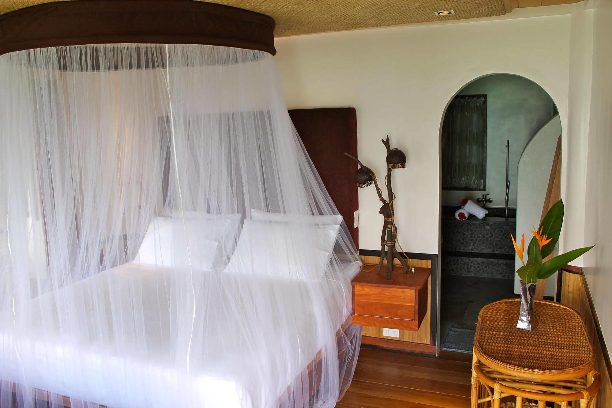 Noanoa Island (Adults Only) Hotel Taytay  Buitenkant foto