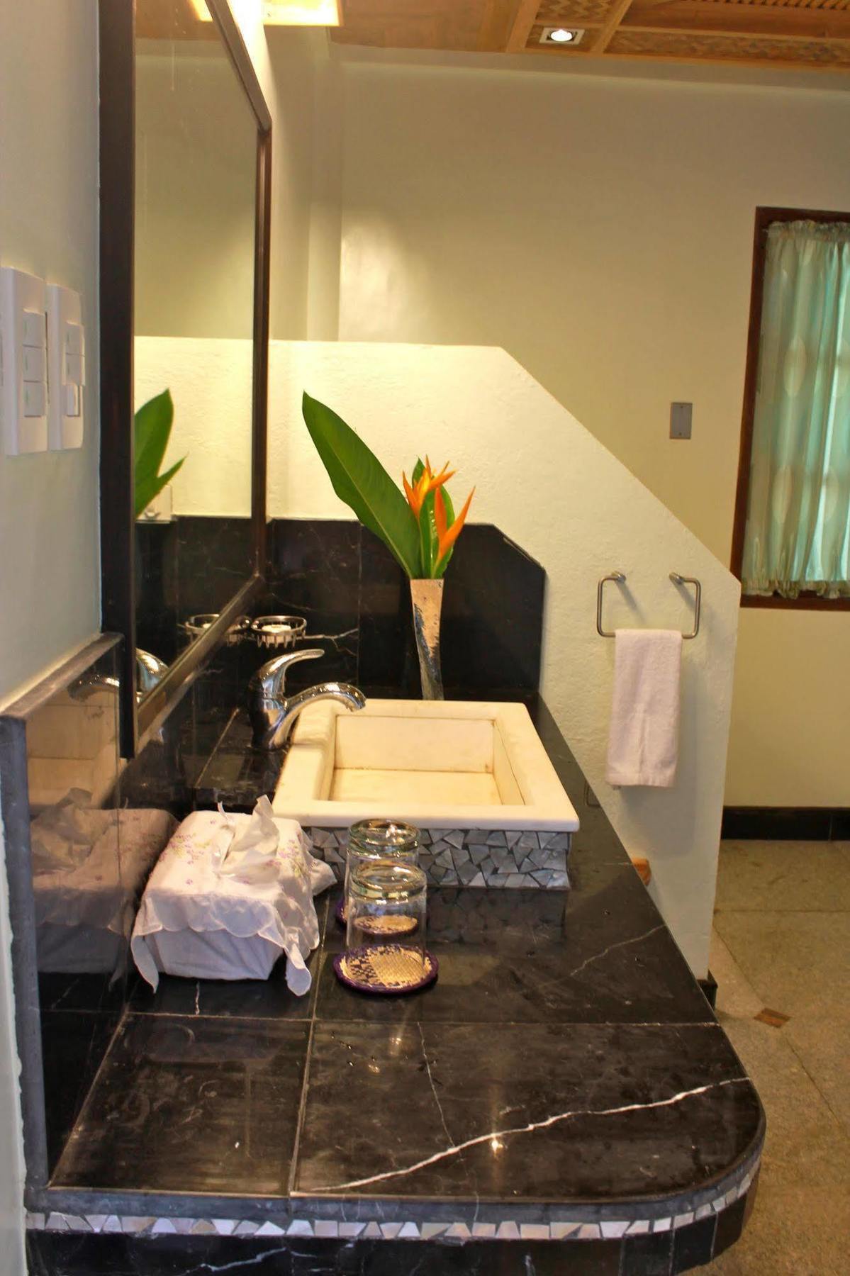 Noanoa Island (Adults Only) Hotel Taytay  Buitenkant foto