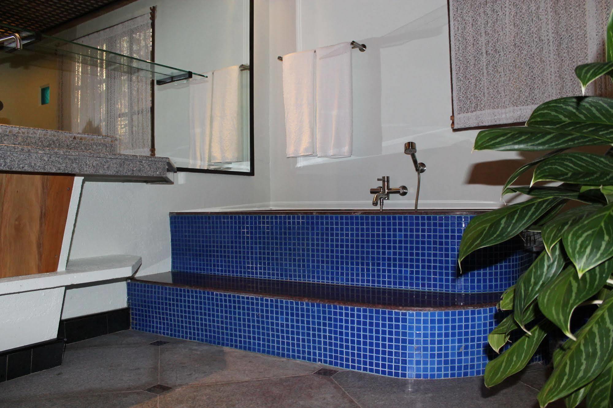 Noanoa Island (Adults Only) Hotel Taytay  Buitenkant foto